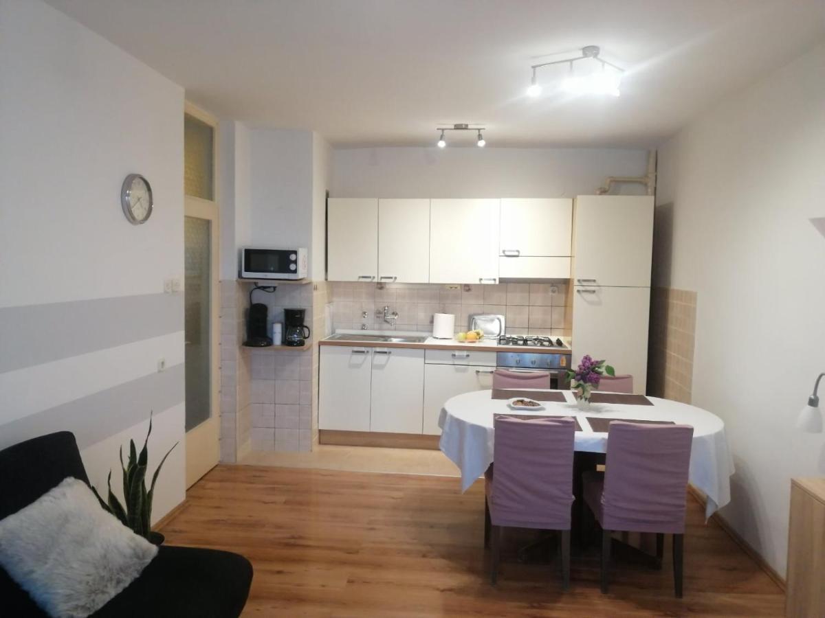 Apartamento Apartman Dea Rijeka Exterior foto