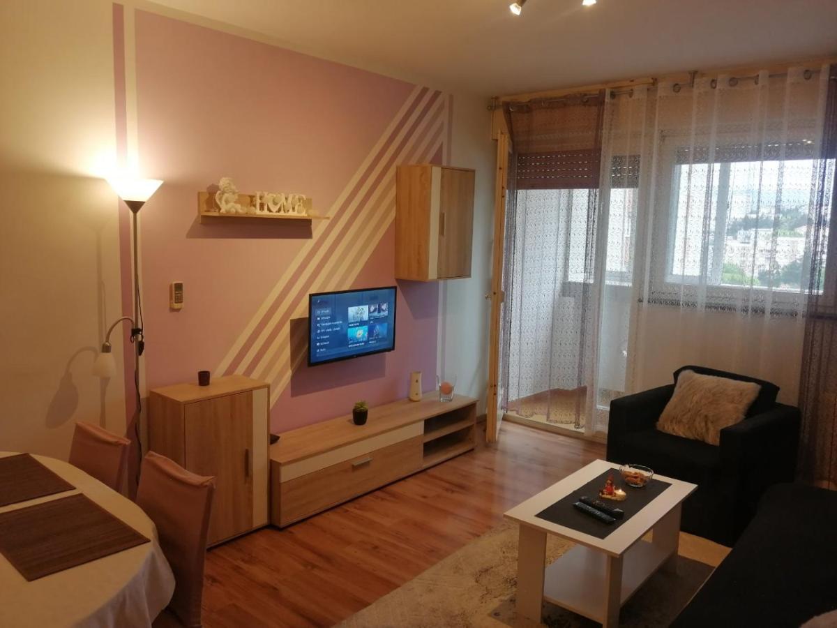Apartamento Apartman Dea Rijeka Exterior foto
